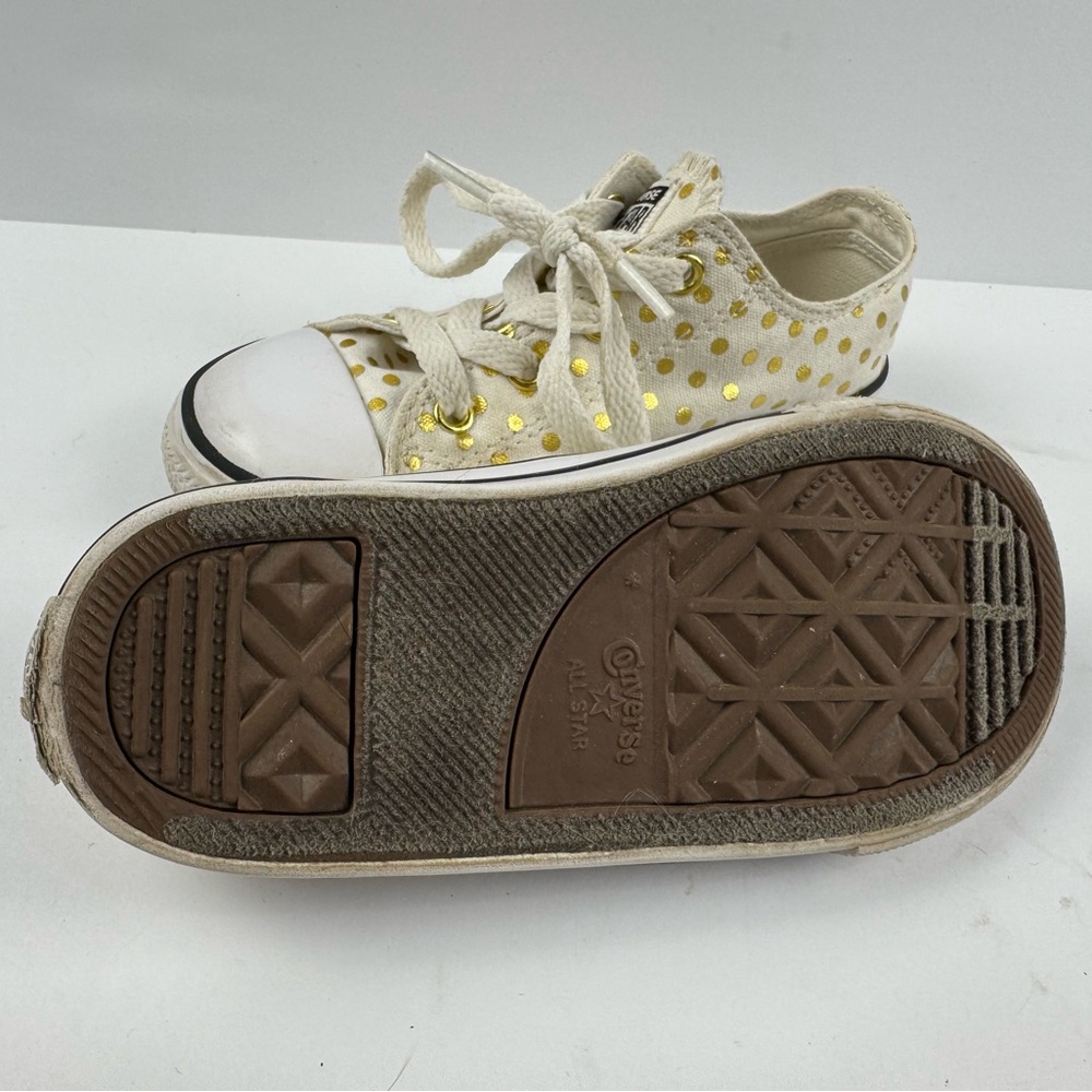 Converse Chuck Taylor Kids White Sneakers with Gold Dots size 9 - Picture 3 of 6